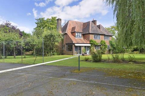 4 bedroom detached house for sale, Wanborough Lane, Cranleigh