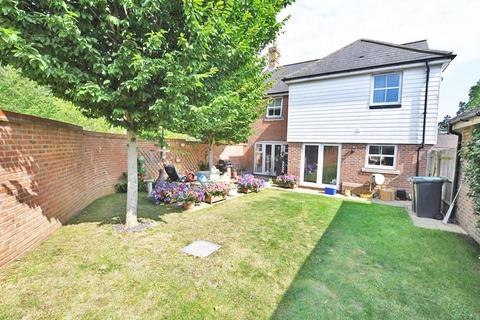 4 bedroom detached house for sale, Atlas Close, Kings Hill, West Malling ME19