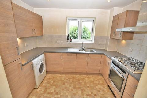 2 bedroom flat for sale, Hazlitt Drive, Maidstone