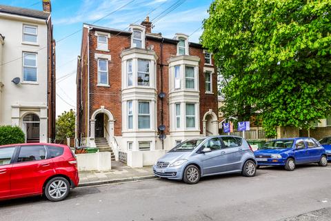 2 bedroom apartment to rent, Elphinstone Road, Southsea