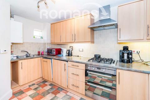 2 bedroom apartment to rent, Hyde, Winchester