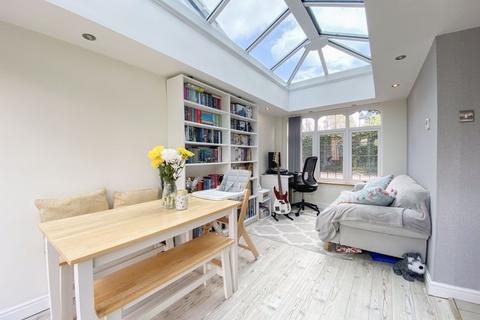 10 Brooklime Gardens, Featherstone, Wolverhampton, WV10 7TW