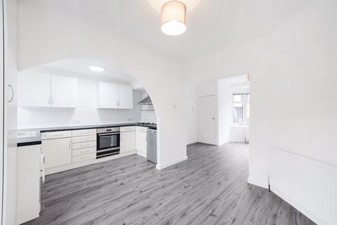 2 bedroom terraced house for sale, Throckmorton Road, Custom House E16