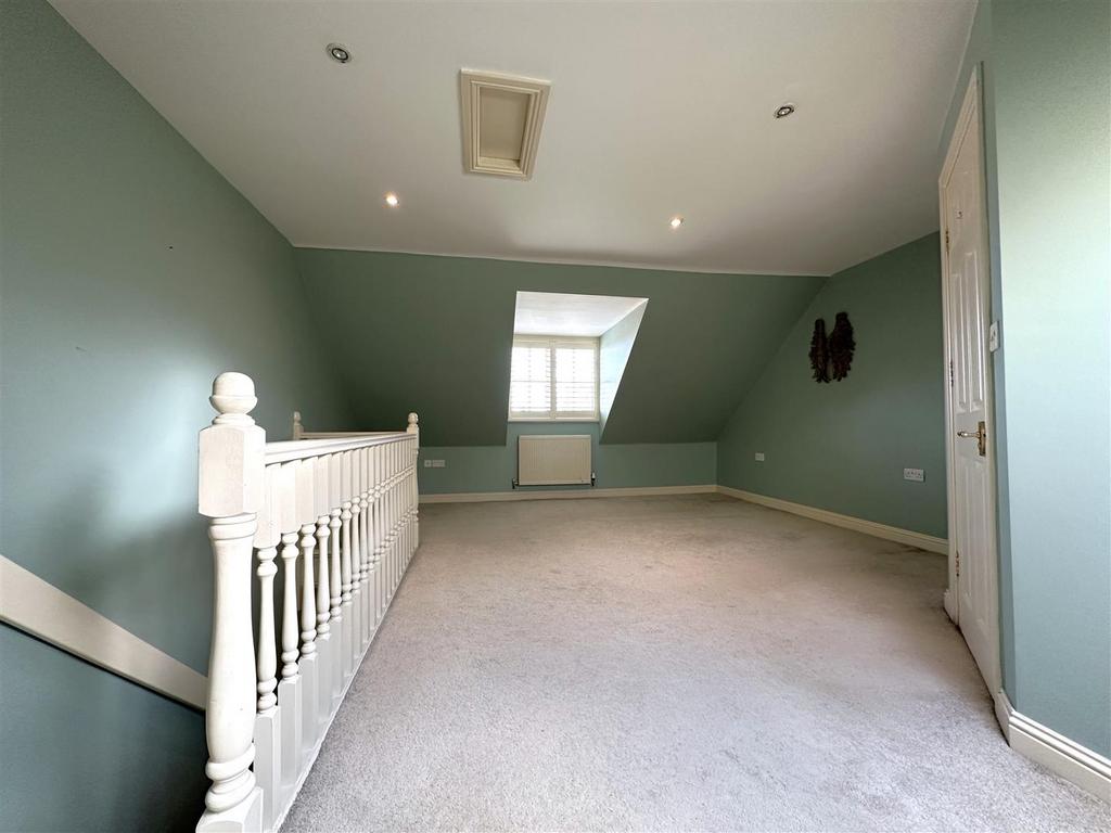 Principle Bedroom 801