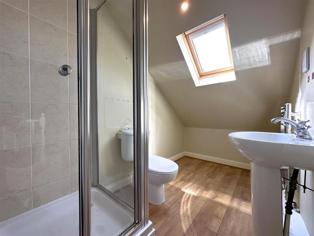 En-Suite Shower Room 785