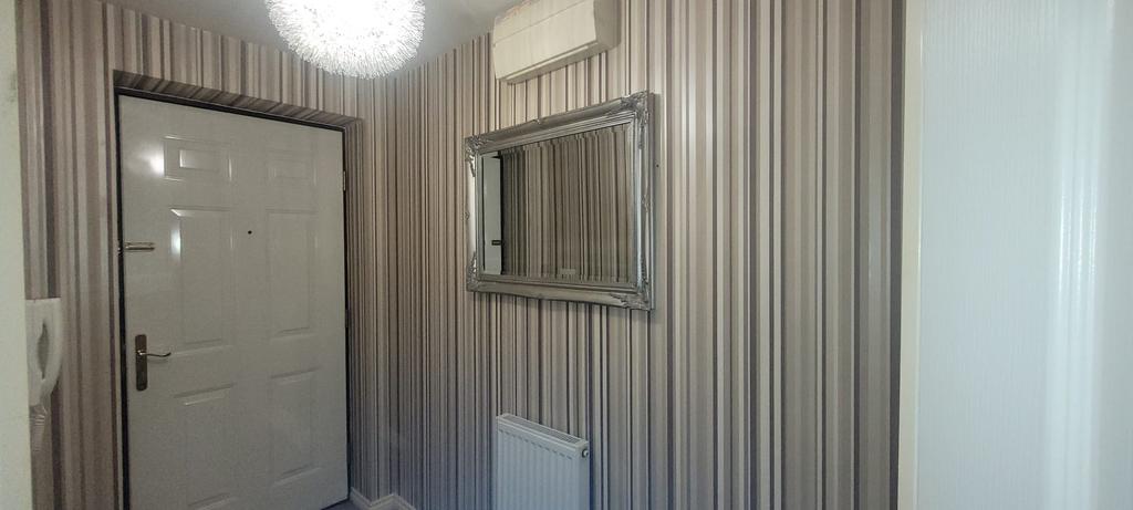 Apartment in Sandwell, Ireland Green - More