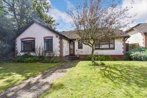 3 bedroom bungalow for sale, Quail Close, Horsham, West Sussex