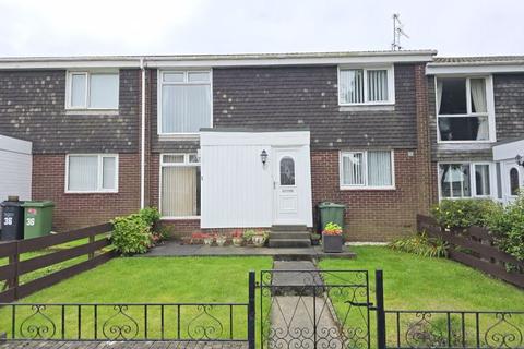 2 bedroom ground floor flat for sale, Highfield Drive, North Seaton, Ashington