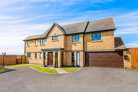 5 bedroom detached house for sale, Benfleet SS7