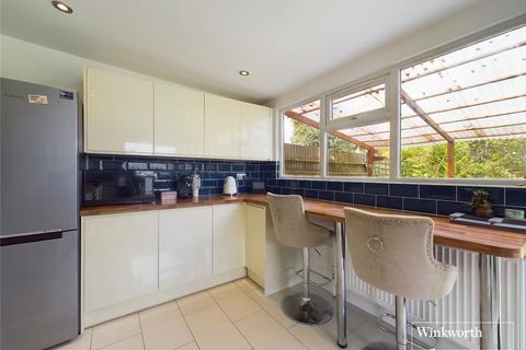 3 bedroom semi-detached house for sale, Sunny View, London NW9