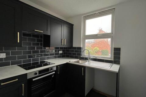 1 bedroom flat to rent, 19a Burford Road, Evesham,