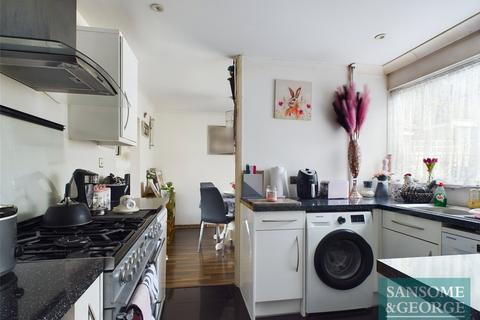 22 Cambrian Way, Basingstoke, RG22 5AH