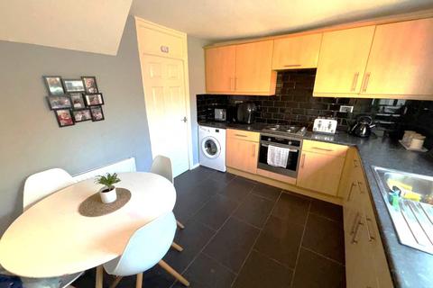 3 bedroom semi-detached house to rent, Salterford Avenue, Calverton, Nottingham, Nottinghamshire, NG14