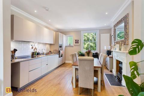 2 bedroom apartment for sale, Causton Road, Highgate, N6