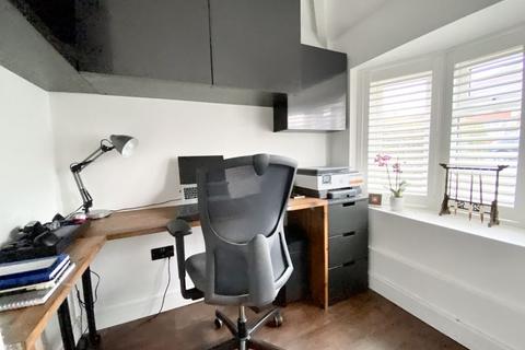 27 Darnel Hurst Road, Sutton Coldfield, B75 5NE