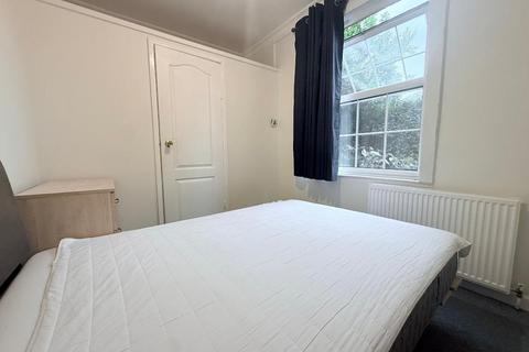House share to rent, Old Oak Common Lane, East Acton, London, W3 7DT