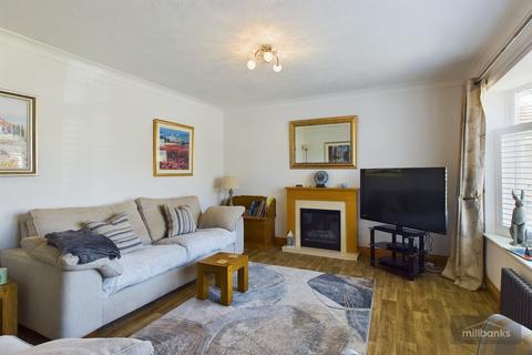46 Cedar Drive, Attleborough, NR17 2EY