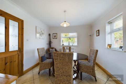 46 Cedar Drive, Attleborough, NR17 2EY