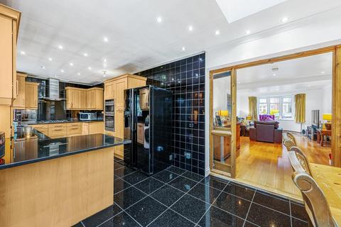 6 bedroom end of terrace house for sale, Burnham Way, Ealing, London, W13 9YB