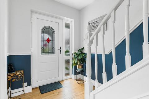 207 Oakdene Road, Orpington, BR5 2AR