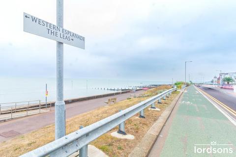 2 bedroom flat to rent, The Leas, Westcliff on Sea, Essex, SS0 8FF