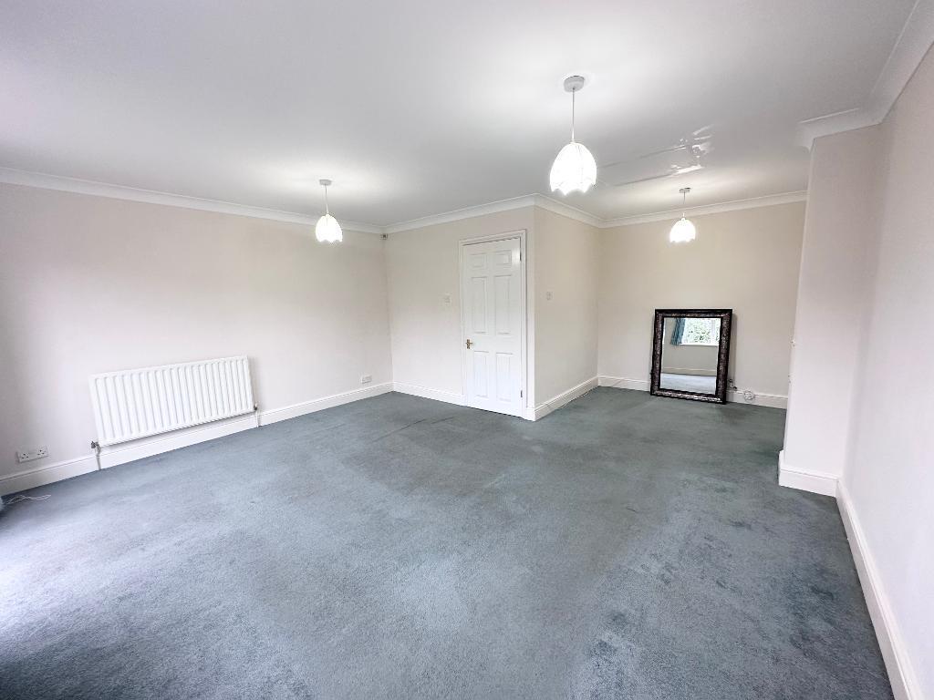 Dining room end