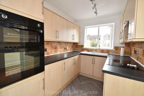 3 bedroom terraced house for sale, St Andrews Road, Gosport