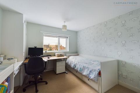 18 Bellard Drive, Hoole, Chester, CH2 3JP
