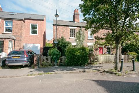 2 bedroom terraced house to rent, St. Bernards Road, Oxford