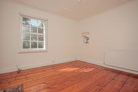 2 bedroom terraced house to rent, St. Bernards Road, Oxford