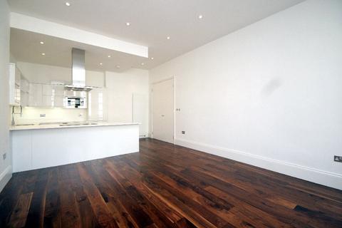 2 bedroom apartment to rent, Frognal, London, NW3