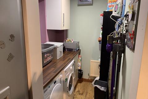 1 Hunters Ridge, Tonna, Neath, SA11 3FE
