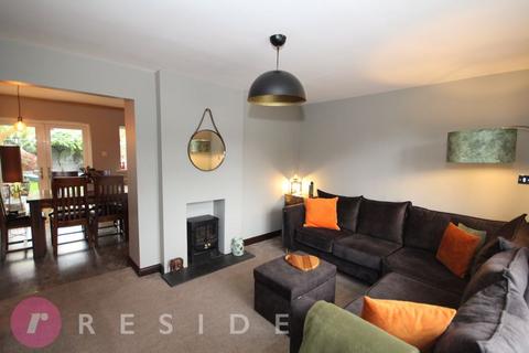 3 bedroom townhouse for sale, Sycamore Avenue, Rochdale OL16