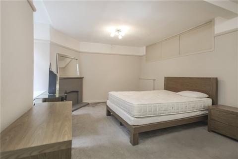 undefined, Queens Road, Surrey KT13