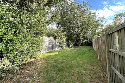 3 bedroom terraced house for sale, Grove Street, New Balderton, Newark