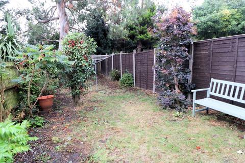47a Castleton Avenue, Bexleyheath, DA7 6QT