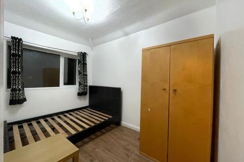 1 bedroom in a house share to rent, Alleyndale Road, Becontree