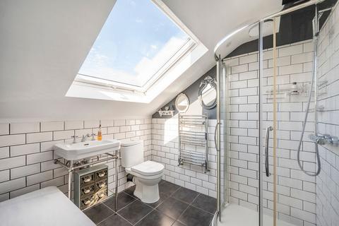 4 Ridge Road, London, NW2 2QS
