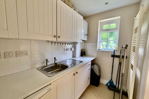25 Butterfield, Wooburn Green, High Wycombe, HP10 0PX