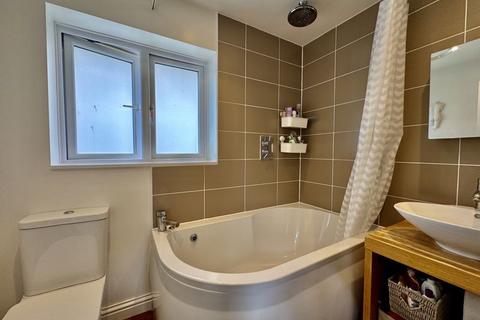 8 Brent Road, Bourne End, SL8 5LU