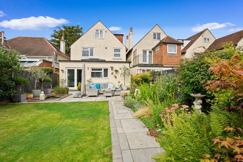 4 bedroom detached house for sale, Crescent Road, Burgess Hill, West Sussex, RH15 8EG