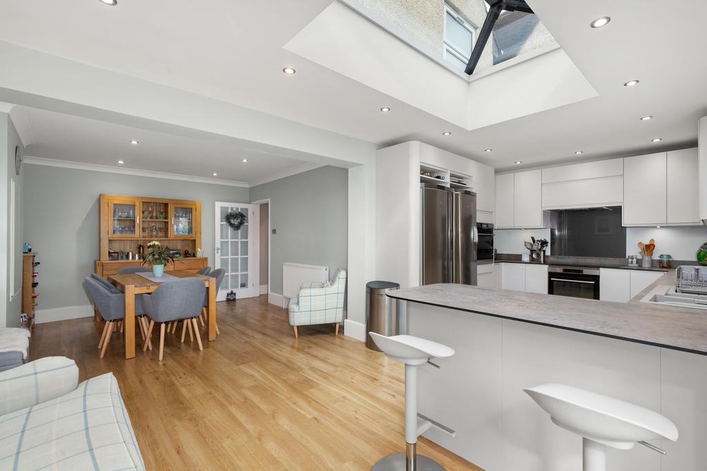 Kitchen Dining Area