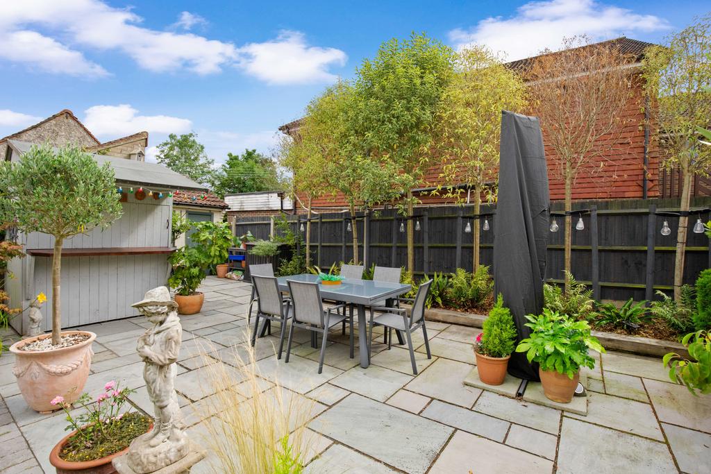 Garden Dining Area