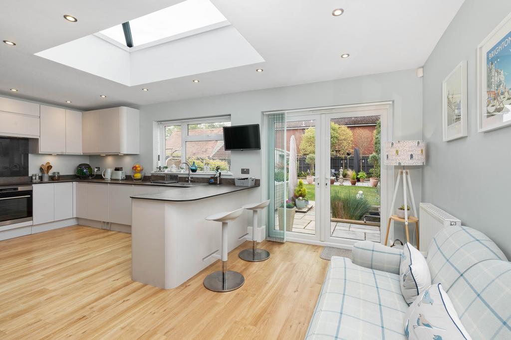 Kitchen Dining Area