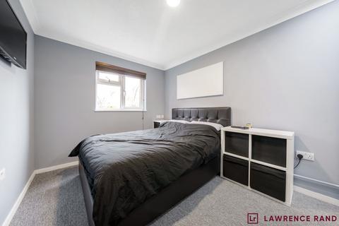 1 bedroom flat for sale, Rabournmead Drive, Northolt, UB5