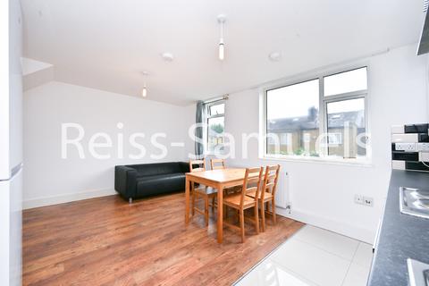 4 bedroom maisonette to rent, Seyssel Street, Isle of Dogs, London E14