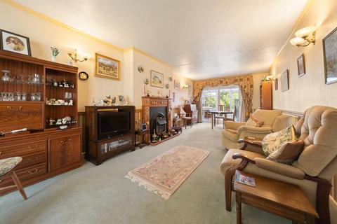 3 bedroom bungalow for sale, Larksmere, Redmarley, Gloucester, Gloucestershire, GL19 3HS