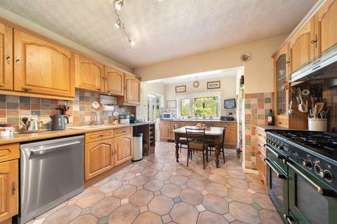 3 bedroom bungalow for sale, Larksmere, Redmarley, Gloucester, Gloucestershire, GL19 3HS