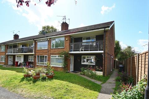 2 bedroom maisonette for sale, Newton Close, Langley, Berkshire, SL3