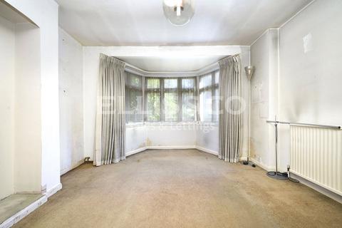 3 bedroom semi-detached house for sale, Worcester Crescent, Mill Hill, London, NW7